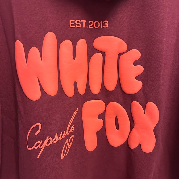 White Fox “Capsule 09 Star of the Moment” Oversized Hoodie Burgundy - Picture 5 of 5